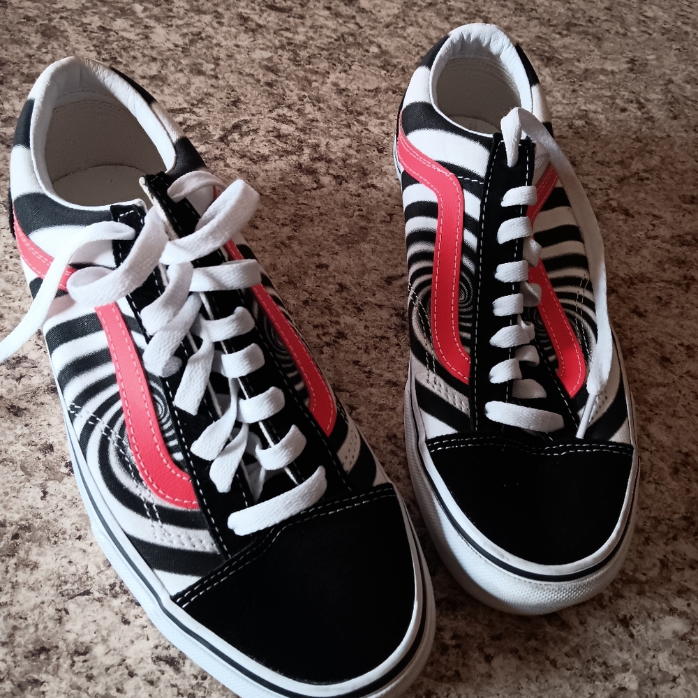 VANS  SNEAKERS